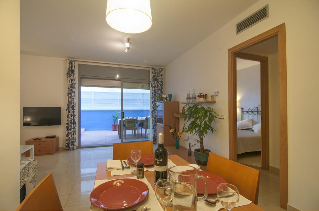 Hola! - Sitges By The Beach Exteriör bild